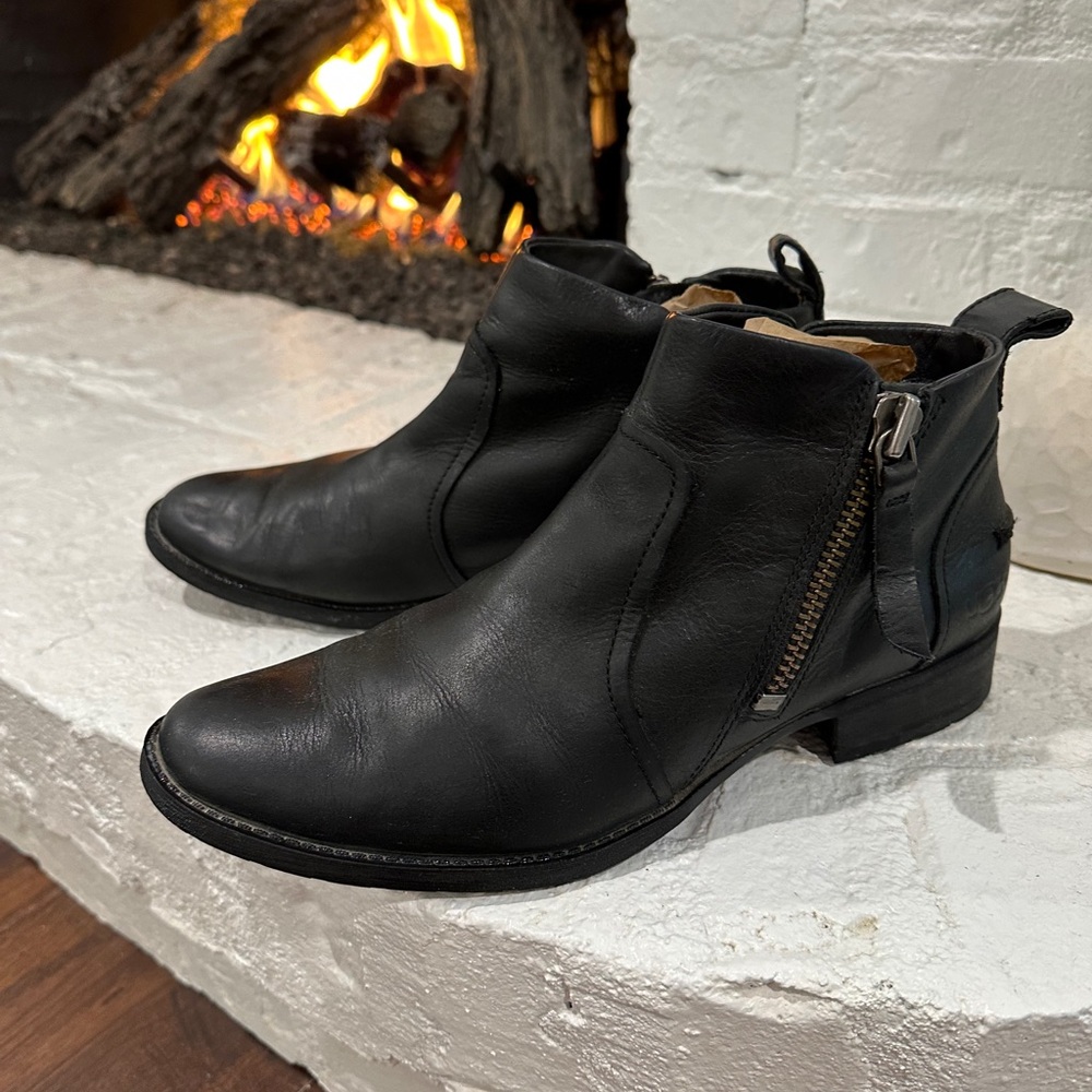 UGG Black Leather Ankle Booties